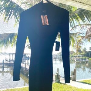Sweater Dress knit Brooke and Arrow- new-  small